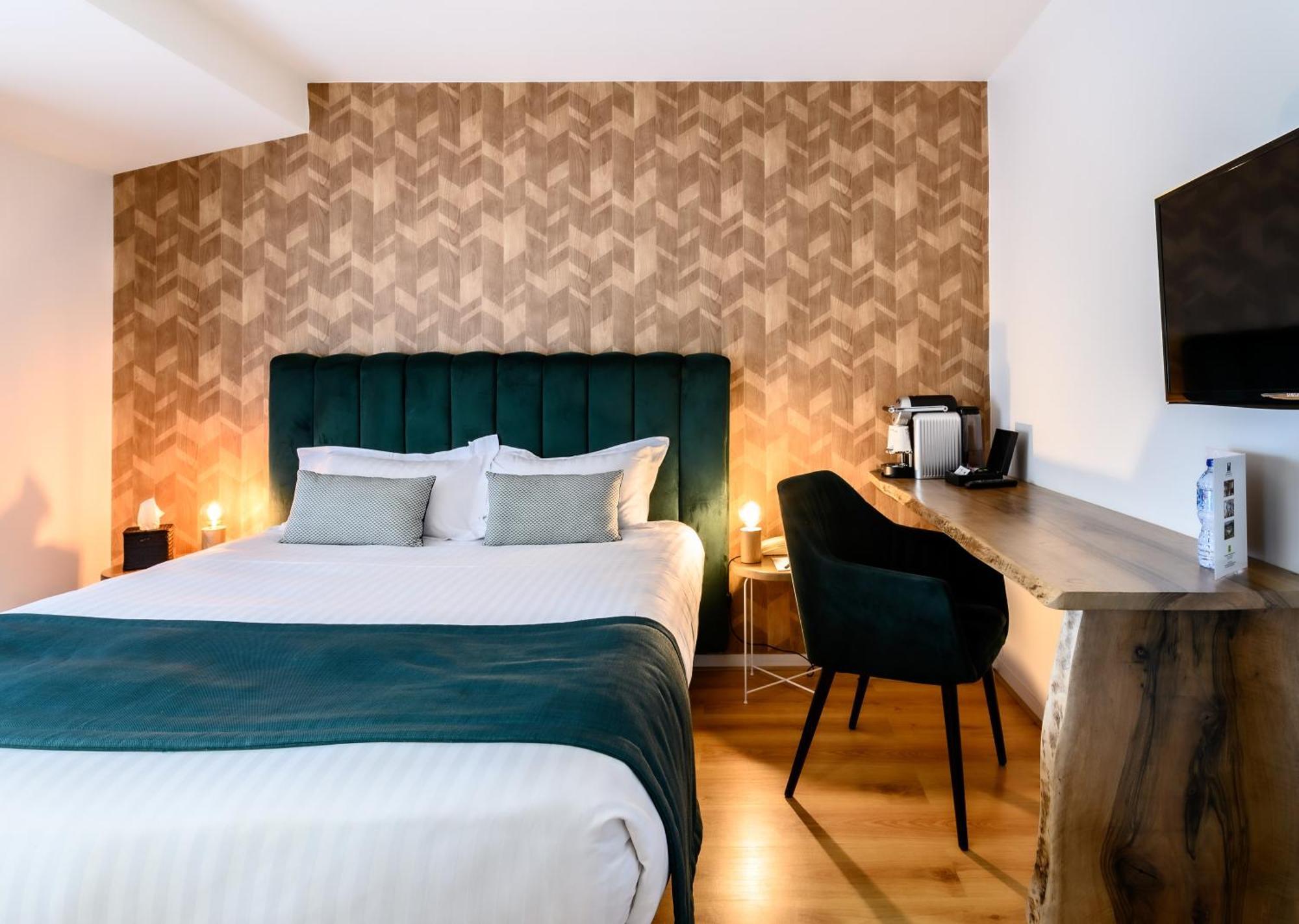 Pey La Tour - Logis Hotels & Restaurant Salleboeuf Habitación foto